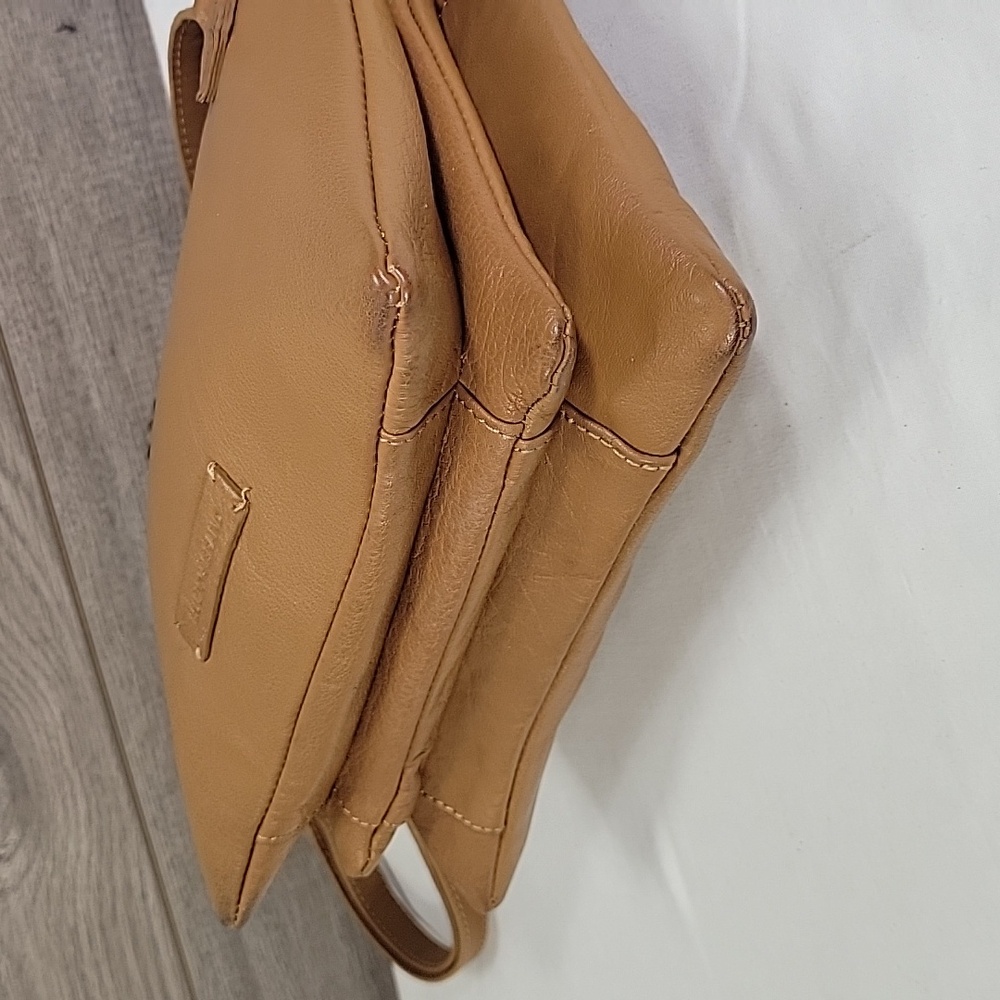 Lucky Brand Tan Leather Crossbody Bag - Picture 8 of 13